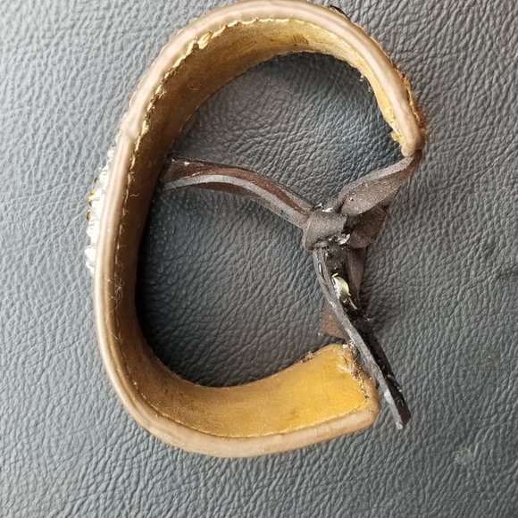 Cowhide Concho Leather Cuff Handmade Unique - Picture 3 of 6